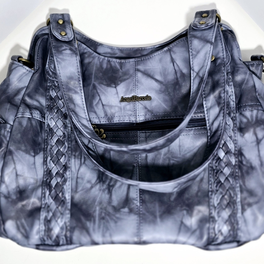 Purse by Angel Barcelo J Blue Color In EXCELLENT CONDITION